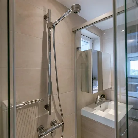 Penthouse For 4 With Dune & Sea Views In 아파트